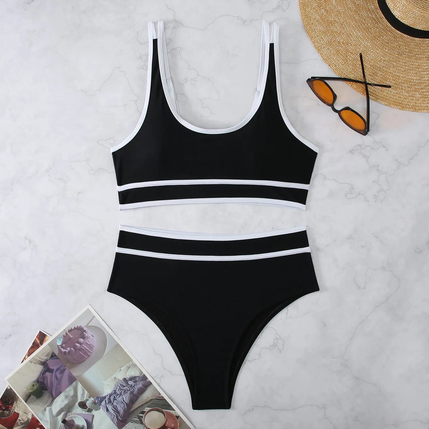 Chic Minimalism: Pure Color Strapless Casual Swimsuit