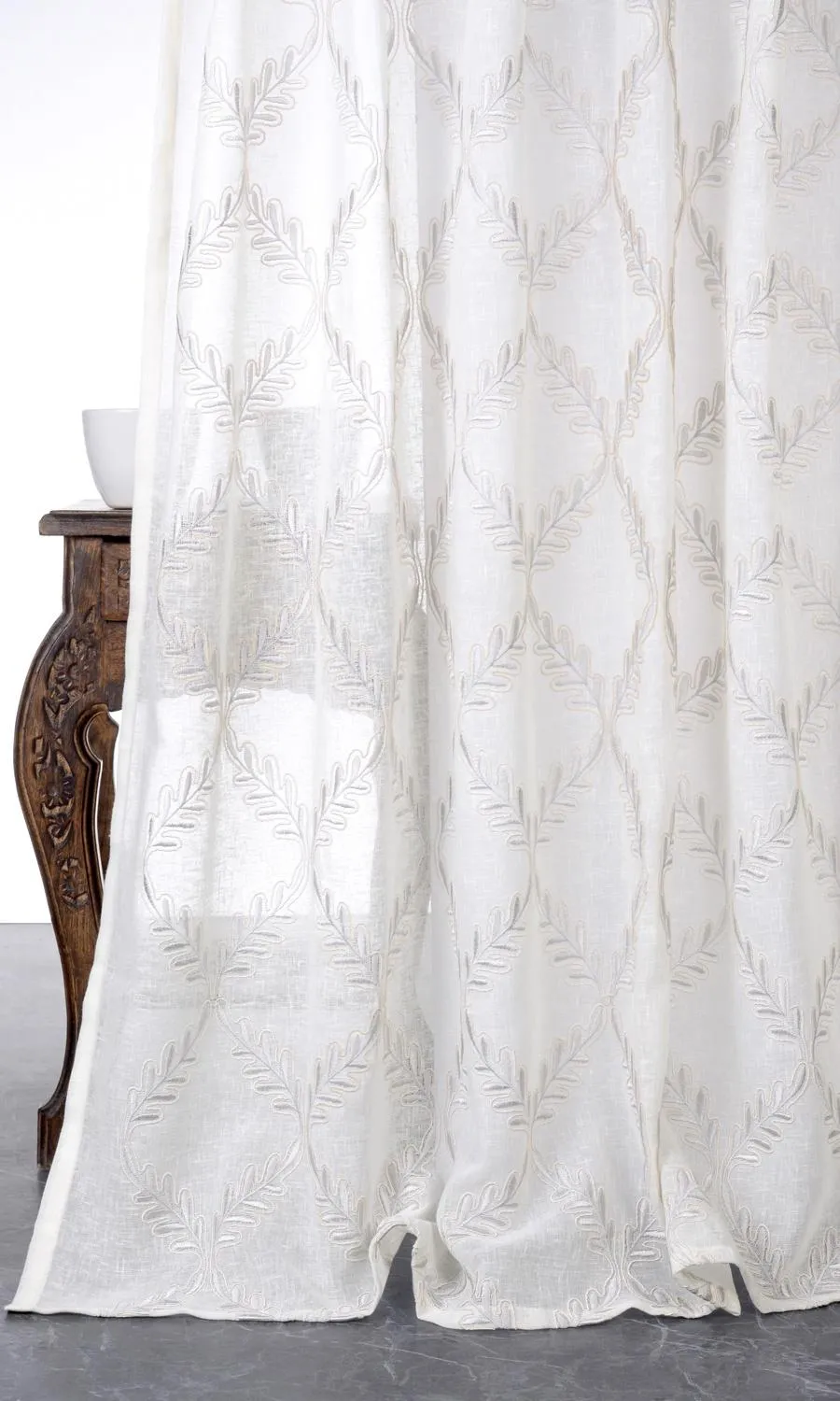 'Gypsum' Sheer Floral Embroidered Roman Shades (White/ Cream)