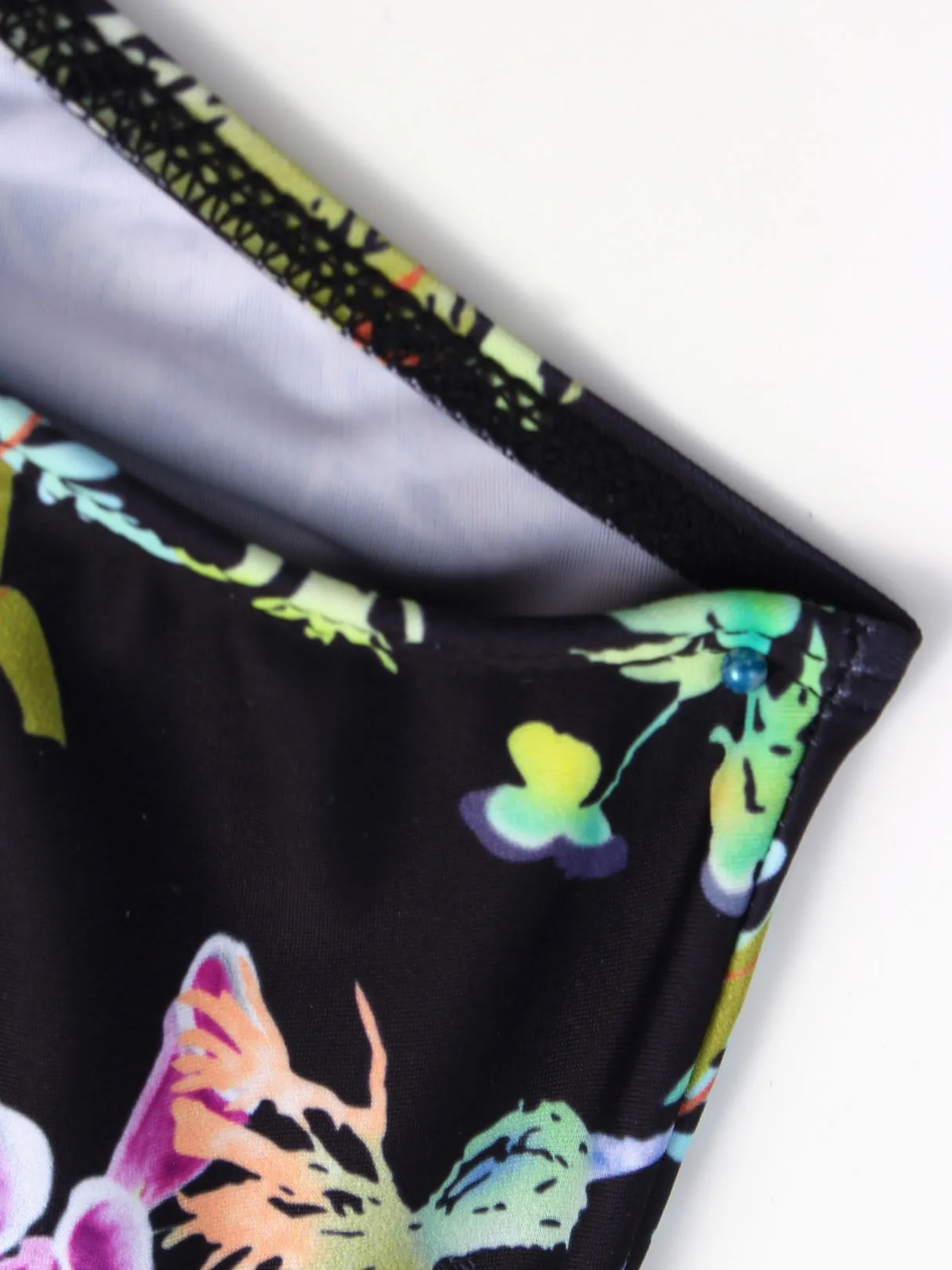 Wholesale Black Halter Sleeveless Floral Print Two Pieces Bikini